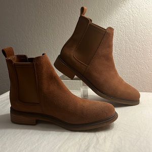 Clarke Clarksdale Arlo Womens Boots - Dark Tan Suede